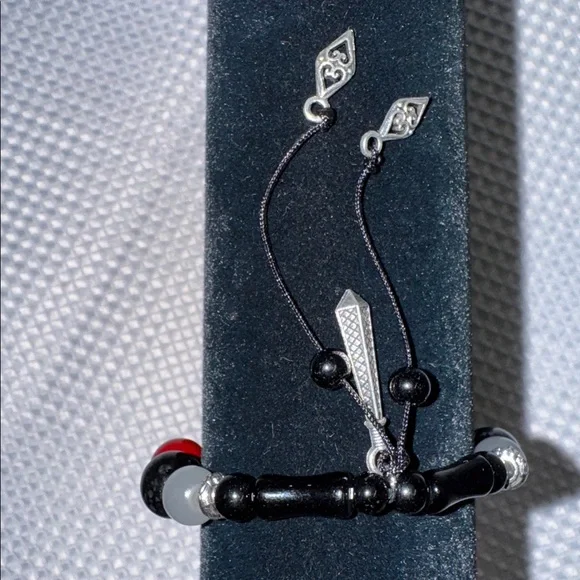 BOHO Bracelet Asian Coin Glass Bead Silver Detail Chain Stretch 6”- 6.5” New - Picture 9 of 16